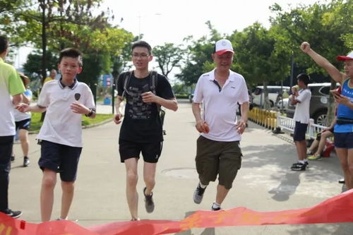 愛在朝陽下,樂在運動中 一中附小五年級親子歡樂跑